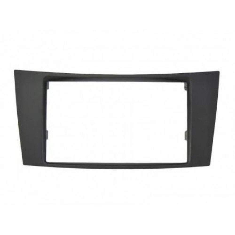 Mercedes E-class (W211) YE-BE 001